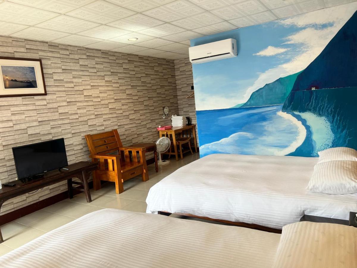 Golden Flower Homestay Yuli Exterior photo